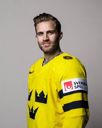 250508 Alexander Wennberg of Sweden poses for a portrait ahead of the 2025 IIHF Ice hockey, Eishockey World Championship, WM, Weltmeisterschaft on May 8, 2025 in Stockholm. Editors note: Background has been retouched. Photo: Joel Marklund BILDBYRAN kod JM JM0670 bbeng ishockey ice hockey ishockey-vm 2025 vm 2025 iihf world championship porträtt sverige sweden Copyright: JOELxMARKLUND BB250508JM006