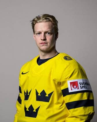 250508 Emil Heineman of Sweden poses for a portrait ahead of the 2025 IIHF Ice hockey, Eishockey World Championship, WM, Weltmeisterschaft on May 8, 2025 in Stockholm. Editors note: Background has been retouched. Photo: Joel Marklund BILDBYRAN kod JM JM0670 bbeng ishockey ice hockey ishockey-vm 2025 vm 2025 iihf world championship porträtt sverige sweden Copyright: JOELxMARKLUND BB250508JM044