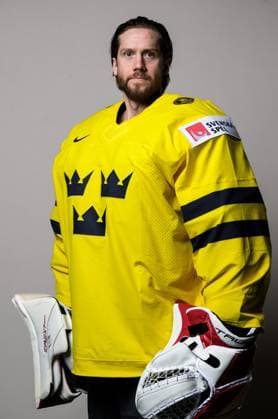 250508 Goaltender Jacob Markström of Sweden poses for a portrait ahead of the 2025 IIHF Ice hockey, Eishockey World Championship, WM, Weltmeisterschaft on May 8, 2025 in Stockholm. Editors note: Background has been retouched. Photo: Joel Marklund BILDBYRAN kod JM JM0670 bbeng ishockey ice hockey ishockey-vm 2025 vm 2025 iihf world championship porträtt sverige sweden Copyright: JOELxMARKLUND BB250508JM038