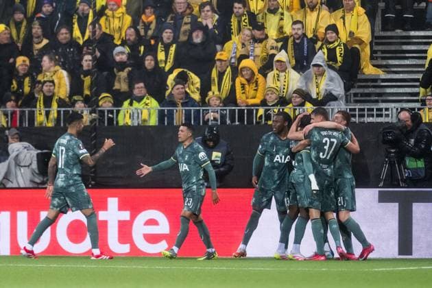 250508 Dominic Solanke of Tottenham Hotspur celebrates with teammates after 0-1 during the UEFA Europa League semi-final football match between Bodo Glimt and Tottenham on May 8, 2025 in Bodo. Photo: Vegard Grott BILDBYRAN kod VG VG0750 bbeng fotboll football soccer fotball uefa europa league europa league bodo glimt bodo glimt tottenham hotspur spurs jubel Copyright: VEGARDxGRoTT BB250508VG038