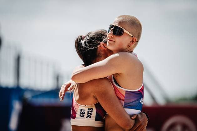 Beachvolleyball Frauen Allianz German Beach Tour 2025 Tourstop Düsseldorf 08.05.2025 v.l. Sophia Neuß und Mareet Maidhof Düsseldorf Robert-Lehr-Ufer Nordrhein-Westfalen Deutschland