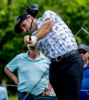 PGA, Golf Herren Golf 2025: Truist Championship MAY 08 May 8, 2025, Philadelphia, Pa, USA: Denny McCarthy tees off during the Truist Championship at The Philadelphia Cricket Club on the Wissihickon Course in Flourtown, Pennsylvania on May 8, 2025. Scott Serio Cal Media(Credit Image: Scott Serio Cal Sport Media) Philadelphia Pa USA EDITORIAL USE ONLY Copyright: xx ZUMA-20250508_faf_cs17_043.jpg ScottxSeriox csmphotothree381668
