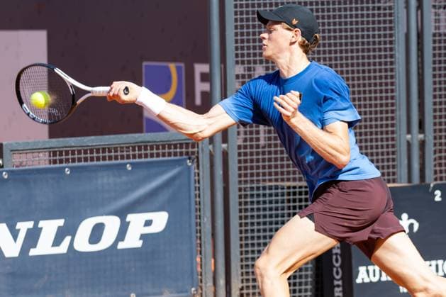 Tennis, ATP Turnier in Rom, Jannik Sinner Training Jannik Sinner (ITA) during Internazionali d Italia BNL, at Foro Italico, Rome, Italy on May 8, 2025 during Internazionali BNL d Italia, International Tennis match in Rome, Italy, May 08 2025  Copyright: xValerioxOrigo IPAxSportx xipa-agency.netx xx IPA_57445595 IPA_Agency_IPA57445595
