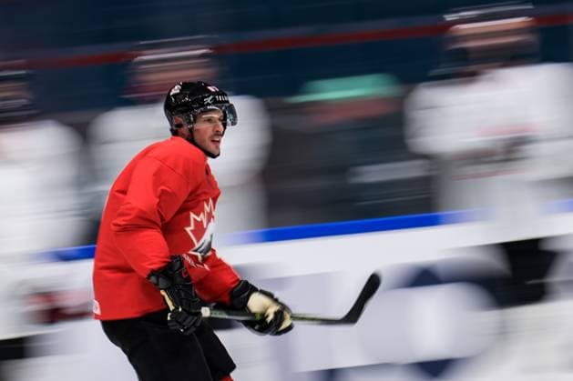 Eishockey, WM, Nationalteam Kanada Training 250509 Sidney Crosby of Canada at a practice session during the 2025 IIHF Ice hockey, Eishockey World Championship, WM, Weltmeisterschaft on May 9, 2025 in Stockholm. Photo: Joel Marklund BILDBYRAN kod JM JM0673 bbeng ishockey ice hockey ishockey-vm 2025 vm 2025 iihf world championship träning practice kanada canada Copyright: JOELxMARKLUND BB250509JM006