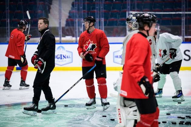 Eishockey, WM, Nationalteam Kanada Training 250509 Nathan MacKinnon of Canada at a practice session during the 2025 IIHF Ice hockey, Eishockey World Championship, WM, Weltmeisterschaft on May 9, 2025 in Stockholm. Photo: Joel Marklund BILDBYRAN kod JM JM0673 bbeng ishockey ice hockey ishockey-vm 2025 vm 2025 iihf world championship träning practice kanada canada Copyright: JOELxMARKLUND BB250509JM011