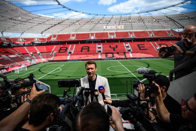 Sport Themen der Woche KW19 Sport Bilder des Tages LEVERKUSEN, GERMANY - 9 MAY, 2025: - Simon Rolfes. press conference, PK, Pressekonferenz The Bundesliga match Bayer 04 Leverkusen vs Borusssia Dortmund at BayArena.  Copyright: xx