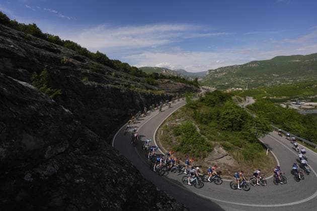 The pack rides during the stage 1 of the Giro d™Italia from Durazzo (Durres) to Tirana (Tirane), Albania- Friday, May 9, 2025. - cycling.  Copyright: xFabioxFerrari LaPressex