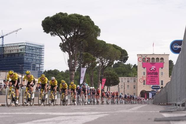 The pack rides during the stage 1 of the Giro d™Italia from Durazzo (Durres) to Tirana (Tirane), Albania- Friday, May 9, 2025. - cycling.  Copyright: xMassimoxPaolone LaPressex