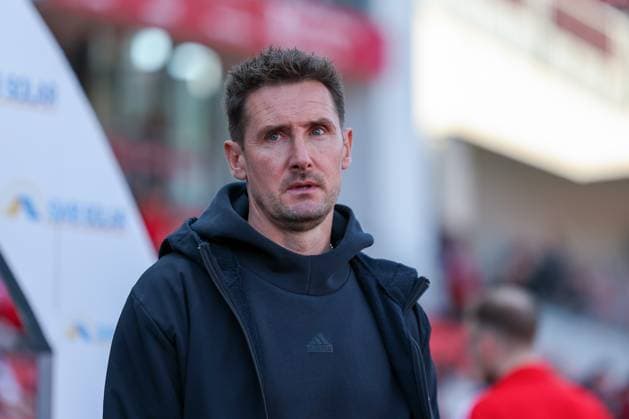 Chef-Trainer Miroslave Klose (1. FC Nuernberg) , 1.FC Nuernberg vs. 1.FC Koeln Fussball, 2. Bundesliga, DFL, Saison 2024 2025, Rueckrunde, 33. Spieltag, 09.05.2025 DFB regulations prohibit any use of photographs as image sequences and or quasi-video