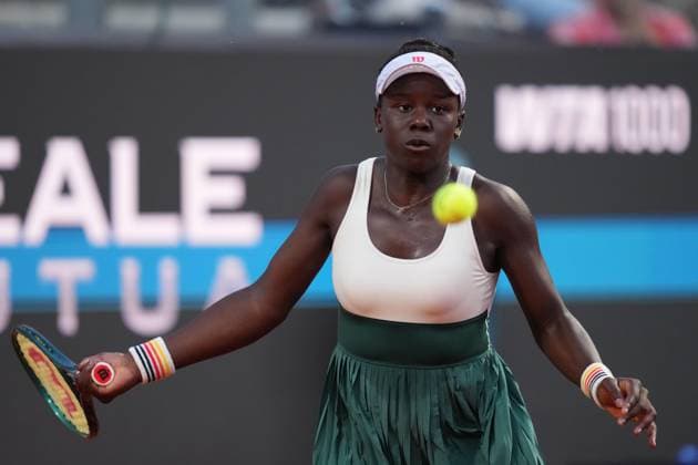Victoria Mboko (CAN) during the 3th round against Coco Gauff (USA) of the WTA, Tennis Damen Master 1000 Internazionali BNL d™Italia tournament at Foro Italico on May 09, 2025 (Alfredo Falcone LaPresse)  Copyright: xAlfredoxFalcone LaPressex
