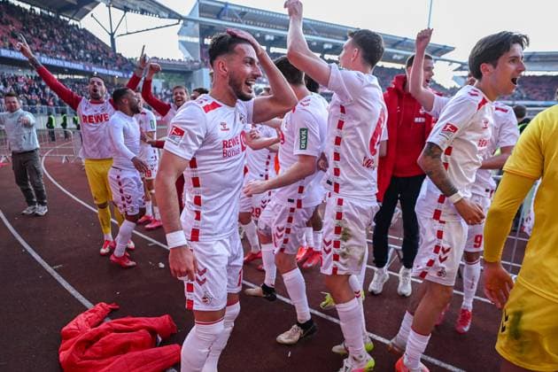 09.05.2025, Fussball, 2. Bundesliga, 33. Spieltag Saison 2024 2025, 1.FC Nürnberg - 1.FC Köln, Schlussemotionen der Spieler des 1.FC Köln, Leart Paqarada (1. FC Köln) xRHR-FOTO TKx