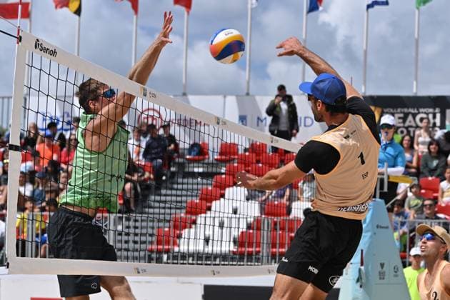 May 9, 2025, Madrid, Madrid, Spain: 1 DANIEL MORENO (ESP) - 1 ANTON MOISEIEV (UKR) competes during the World Beach ProTour Futures volleyball match between SPAIN and UKRAINE at Parque Deportivo Puerta de Hierro on May 09, 2025 in Madrid, Spain. Madrid Spain - ZUMAc312 20250509_zsp_c312_124 Copyright: xOscarxManuelxSanchezx