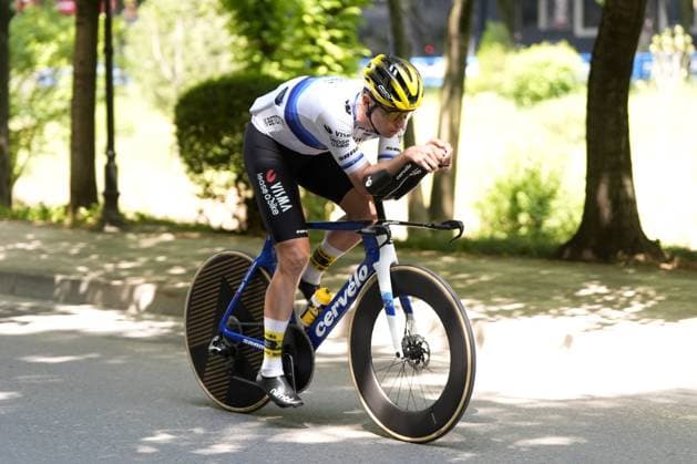 Affini Edoardo of Team Visma Lease A Bike during the trial of the stage 2 of the Giro d™Italia from Tirana (Tirane) to Tirana (Tirane) Tudor ITT (Individual Time Trial) Albania - Saturday, May 10, 2025. - cycling.  Copyright: xFabioxFerrari LaPressex