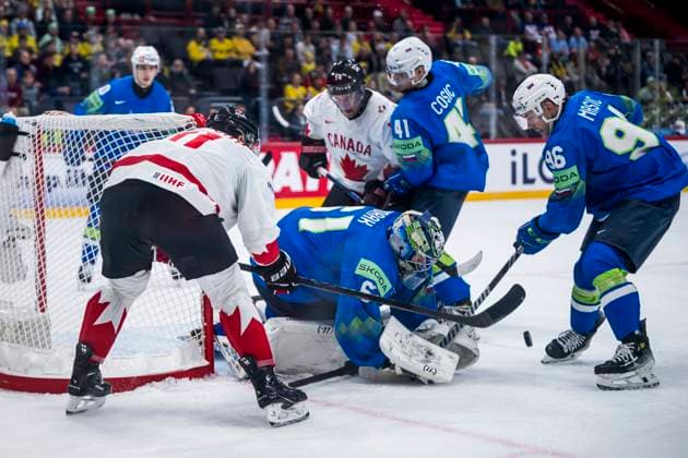 250510 Goalkeeper Lukas Horak of Slovenia during the 2025 IIHF Ice hockey, Eishockey World Championship, WM, Weltmeisterschaft group stage game between Slovenia and Canada on May 10, 2025 in Stockholm. Photo: Maxim Thore BILDBYRAN kod MT MT0810 ishockey ice hockey ishockey-vm 2025 vm 2025 iihf world championship slovenia kanada canada bbeng gruppspel Copyright: MAXIMxTHORE BB250510MT016