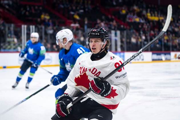 250510 Kent Johnson of Canada during the 2025 IIHF Ice hockey, Eishockey World Championship, WM, Weltmeisterschaft group stage game between Slovenia and Canada on May 10, 2025 in Stockholm. Photo: Maxim ThorÃ BILDBYRAN kod MT MT0810 ishockey ice hockey ishockey-vm 2025 vm 2025 iihf world championship slovenia kanada canada bbeng gruppspel Copyright: MAXIMxTHORE BB250510MT024