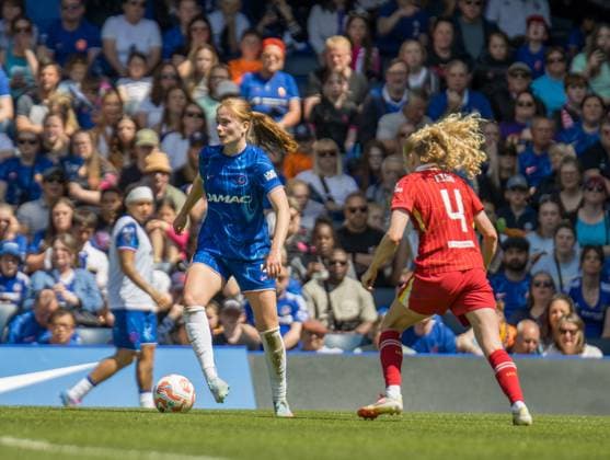 Stamford Bridge, London, England, 10th May 2025: Sjoeke Nusken (6 Chelsea) looks for space during the match between Chelsea and Liverpool in the Barclays Womens Super League at Stamford Bridge, London, England on Saturday 10th May 2025. (Claire Jeffrey SPP) Copyright: xClairexJeffreyx xSPPx spp-en-ClJeSp-CJ-SPP-CHEvLIV045