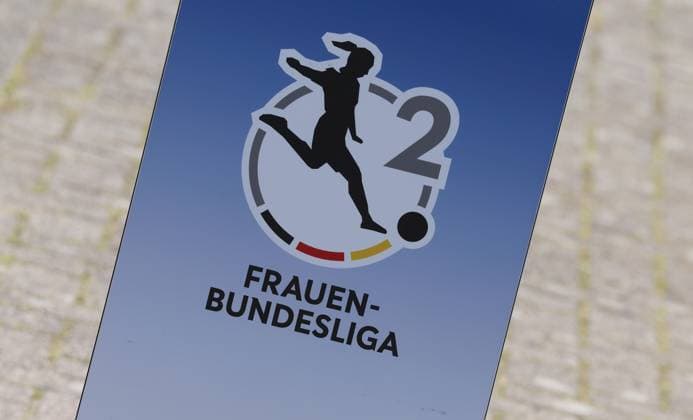 Stuttgart , Fußball Regionalliga Süd , SC Sand 2 vs. VfB Stuttgart Frauen , Logo 2. Bundesliga Frauen