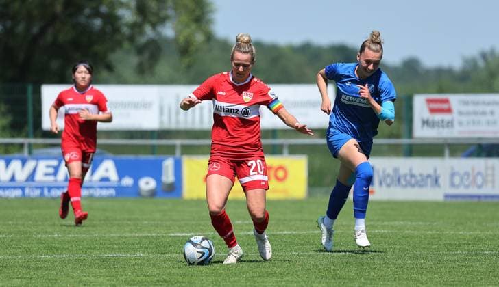 Stuttgart , Fußball Regionalliga Süd , SC Sand 2 vs. VfB Stuttgart Frauen , Jana beuschlein ( VfB )
