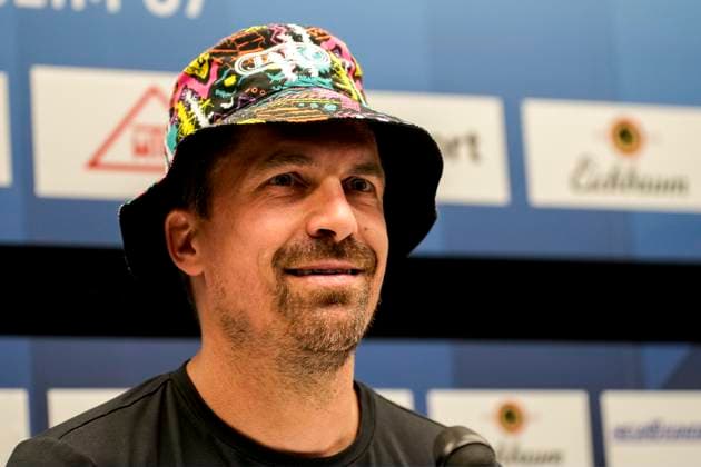 Thomas Stamm (Trainer, Cheftrainer, SGD), Einzelbild, Einzelfoto, Freude, freuen, freut sich, freundlich, fröhlich, glücklich, strahlend, optimistisch, bei der Pressekonferenz nach dem Spiel, PK, press conference, PK, Pressekonferenz Pressetermin, Medientermin, 10.05.2025, Mannheim (Deutschland), Fussball, 3. Liga, SV Waldhof Mannheim - SG Dynamo Dresden, DFB DFL REGULATIONS PROHIBIT ANY USE OF PHOTOGRAPHS AS IMAGE SEQUENCES AND OR QUASI-VIDEO.