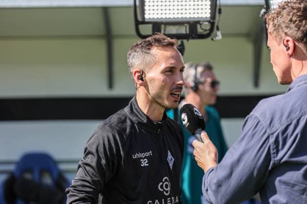 Dominik Glawogger (SV Waldhof Mannheim, Trainer) beim SV Waldhof Mannheim - SG Dynamo Dresden am 10.05.25 in Carl Benz Stadion, Mannheim xamx Foto: Alfio Marino
