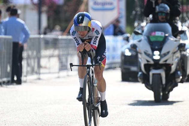 10-05-2025 Giro D italia; Tappa 02 Tirana - Tirana; 2025, Red Bull - Bora Hansgrohe; Hindley, Jai; Tirana; 