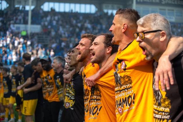 Fußball 3. Liga, Saison 2024 25, 37. Spieltag: Waldhof Mannheim gegen Dynamo Dresden
