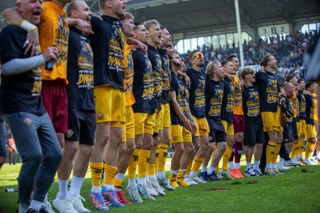 Fußball 3. Liga, Saison 2024 25, 37. Spieltag: Waldhof Mannheim gegen Dynamo Dresden