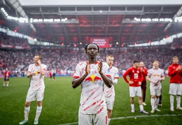 Leipzigs Amadou Haidara - Schlussjubel. Fussball 1. Bundesliga, 32. Spieltag: RB Leipzig - FC Bayern Muenchen 3:3. 3. Mai 2025: Leipzig, Red Bull Arena. RB Leipzig - FC Bayern Muenchen 3:3