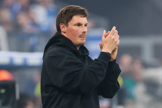 2. Bundesliga - Hamburger SV - SSV Ulm am 10.05.2025 im Volksparkstadion in Hamburg Trainer Merlin Polzin (Hamburg) ist zufrieden