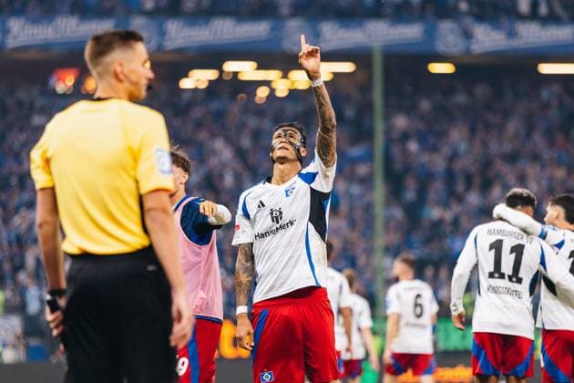 Fußball I Herren I Saison 2024-2025 I 2. Bundesliga I 33. Spieltag I Hamburger SV - SSV Ulm I 10.05.2025 Davie Selke (27, Hamburger SV) jubelt zum Tor. Hamburg Volksparkstadion Hamburg Deutschland