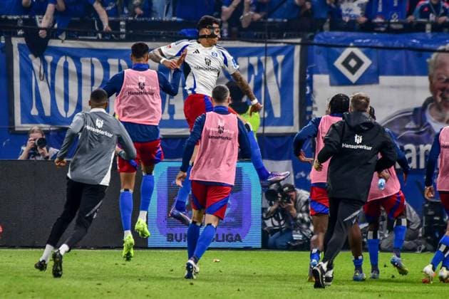 Torjubel nach dem 3:1 durch Davie Selke ( HSV ) ( Ulm ) Deutschland , Hamburg , Volksparkstadion , Fussball , 2 . Bundesliga , Hamburger SV - SSV Ulm