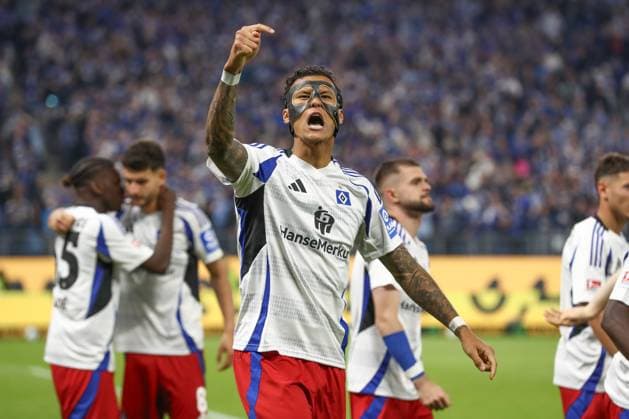 10.05.2025, xtgx, Fussball - 2.Bundesliga, Hamburger SV - SSV Ulm 1846 emspor, v.l. Davie Selke (HSV, 27) Jubel, Torjubel, jubelt ueber das Tor, celebrate the goal, celebration (DFL DFB REGULATIONS PROHIBIT ANY USE OF PHOTOGRAPHS as IMAGE SEQUENCES and or QUASI-VIDEO) Hamburg