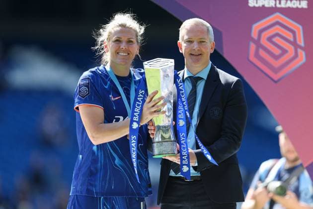 Chelsea v Liverpool Women 10 May 2025, London - Barclays Women™s Super League Football - Chelsea v Liverpool Women - Millie Bright of Chelsea and Paul Green, Head of Women s football at Chelsea with the trophy - Photo: Charlotte Wilson Offside. London UK Copyright: xCharlottexWilsonx xOffsidexOffside