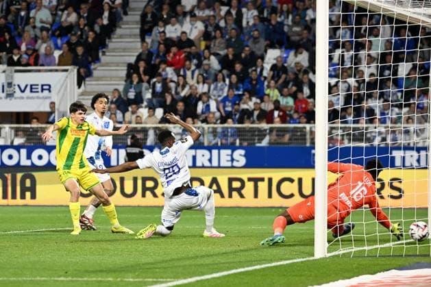 AJ Auxerre v FC Nantes - Ligue 1 MCDonald s 2024 2025 66 Louis LEROUX (fcn) during the Ligue 1 MCDonald s match between Auxerre and Nantes on May 10, 2025 at Stade de L Abbe-Deschamps in Auxerre, France. Auxerre France  Copyright: xFEPx 776319160