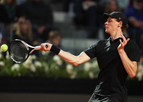 (250511) -- ROME, May 11, 2025 -- Jannik Sinner returns a shot during the men s singles round of 64 match between Jannik Sinner of Italy and Mariano Navone of Argentina at the ATP, Tennis Herren Italian Open in Rome, Italy, May 10, 2025. ) (SP)ITALY-ROME-TENNIS-ATP-ITALIAN OPEN-MEN S SINGLES LixJing 