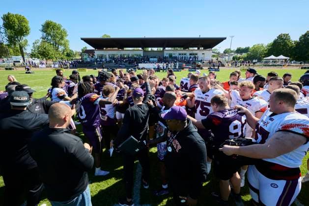 American Football, Saison 2025, Frankfurt Galaxy, Training, Sportplatz Nieder-Eschbach, European League of Football (ELF), Fanday, 10.05.2025 Die Frankfurt Galaxy ist bereit für die Season 2025. Hessen Germany