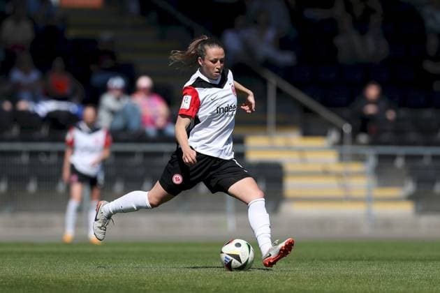 27.04.2025, Frauen, Fussball, Saison 2024 2025, 2. Frauen-Bundesliga, 25. Spieltag: Eintracht Frankfurt II - SV Meppen 1912 e. V. Michaela Specht ( 6, Eintracht Frankfurt II) Frankfurt am Main Stadion am Brentanobad Hessen Deutschland