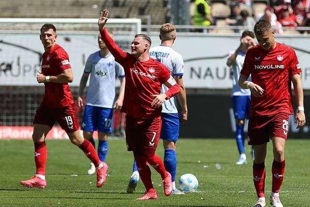 11.05.2025, xrekx, Fussball 2.Bundesliga, 1.FC Kaiserslautern - SV Darmstadt 98 v.l. Torjubel nach dem 1:1 Tor zum celebrating the goal celebrate durch Marlon Ritter (1.FC Kaiserslautern) (DFL DFB REGULATIONS PROHIBIT ANY USE OF PHOTOGRAPHS as IMAGE SEQUENCES and or QUASI-VIDEO) Kaiserslautern