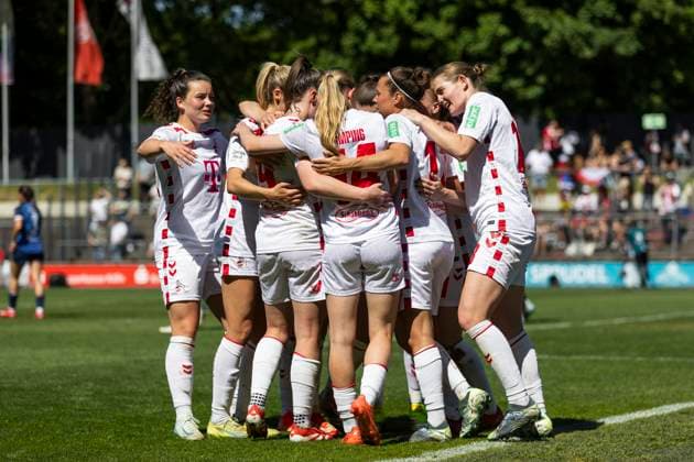 Google Pixel Frauen-Bundesliga: 1. FC Köln - 1. FFC Turbine Potsdam, 11.05.2025 Jubel nach dem Tor zum 3:0 durch Nicole Billa (1. FC Köln, 17). Google Pixel Frauen-Bundesliga, 1. FC Köln - 1. FFC Turbine Potsdam, 22. Spieltag, am 11.05.2025, Franz-Kremer-Stadion, Köln DFB regulations prohibit any use of photographs as image sequences and or quasi-video Copyright: xBEAUTIFULxSPORTS Meuselx