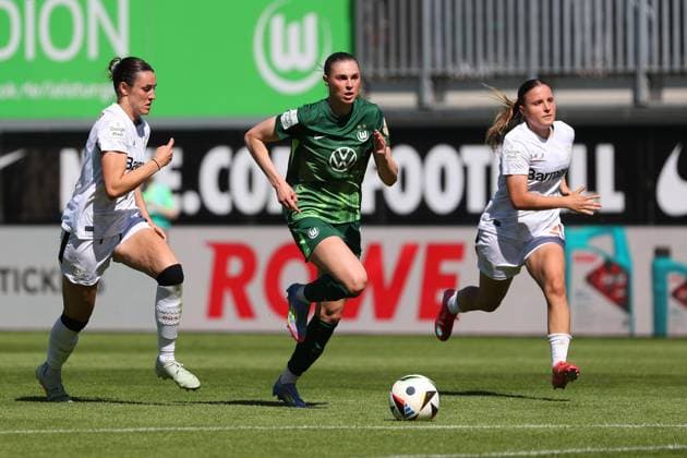VfL vs. Leverkusen, BL Frauen Wolfsburg, 11.05.2025, FUßBALL - VfL Wolfsburg vs. Bayer 04 Leverkusen, Google Pixel Frauen-Bundesliga, Saison 2024 25. Jule Brand (VfL Wolfsburg) Wolfsburg