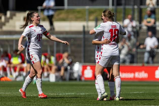 Google Pixel Frauen-Bundesliga: 1. FC Köln - 1. FFC Turbine Potsdam, 11.05.2025 Jubel nach dem Tor zur 4:0 Führung durch Taylor Ziemer (1. FC Köln, 18). Google Pixel Frauen-Bundesliga, 1. FC Köln - 1. FFC Turbine Potsdam, 22. Spieltag, am 11.05.2025, Franz-Kremer-Stadion, Köln DFB regulations prohibit any use of photographs as image sequences and or quasi-video Copyright: xBEAUTIFULxSPORTS Meuselx