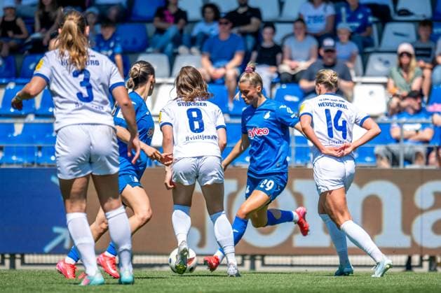 Google Pixel Frauen-Bundesliga, TSG Hoffenheim - FC Carl Zeiss Jena; 11.05.2025 Selina Cerci (TSG Hoffenheim, 29), Felicia Sträßer (FC Carl Zeiss Jena, 8) und Anja Heuschkel (FC Carl Zeiss Jena, 14) Google Pixel Frauen-Bundesliga, TSG Hoffenheim - FC Carl Zeiss Jena, am 11.05.2025 im Dietmar-Hopp-Stadion in Hoffenheim. DFB REGULATIONS PROHIBIT ANY USE OF PHOTOGRAPHS AS IMAGE SEQUENCES AND OR QUASI-VIDEO. Copyright: xBEAUTIFULxSPORTS Gelhardtx