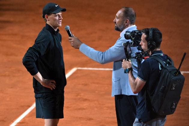 10th May 2025; Foro Italico, Rome, Italy: ATP, Tennis Herren 1000 Tennis Masters Rome, Day 4; Jannik Sinner (ITA) is interviewed after the match against Mariano Navone  ActionPlus12786628 AllShotLive