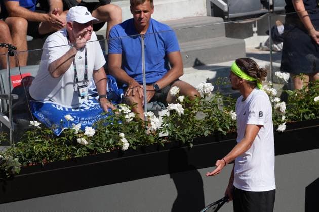 Alexander Zverev of Germany argues with the coach Alexander Zverev Senior during the match against Vilius Gaubas of Lithuania at the Internazionali BNL d Italia 2025 tennis tournament at Foro Italico in Rome, Italy on may 11, 2025. AntoniettaxBaldassarre