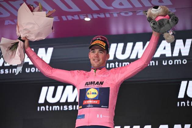 11-05-2025 Giro D italia; Tappa 03 Vlore - Vlore; 2025, Lidl - Trek; Pedersen, Mads; Vlore; 