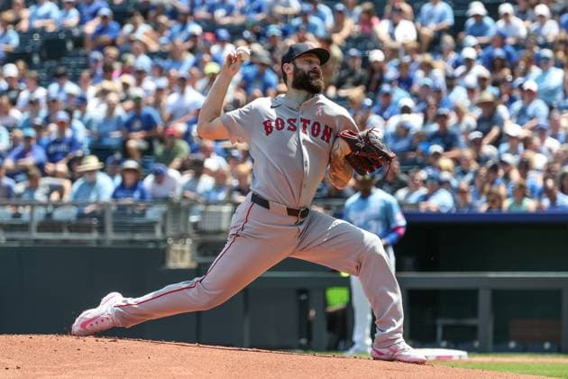 MLB, Baseball Herren, USA 2025: Red Sox Vs Royals MAY 11 May 11, 2025: Boston Red Sox starting pitcher Lucas Giolito (54) pitches against the Kansas City Royals during the first inning at Kauffman Stadium in Kansas City, MO. David Smith CSM (Credit Image: Â David Smith Cal Media) Kansas City Mo United States of America EDITORIAL USE ONLY Copyright: xx ZUMA-20250511_zma_c04_047.jpg DavidxSmithx csmphotothree382755