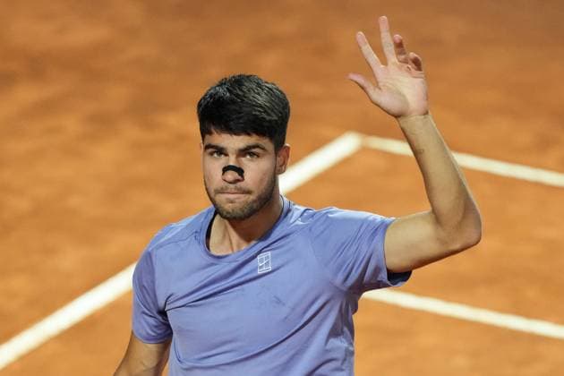 Carlos Alcaraz of Spain during the match against Laslo Djere of Serbia at the Internazionali BNL d Italia 2025 tennis tournament at Foro Italico in Rome, Italy on may 11, 2025. AntoniettaxBaldassarre