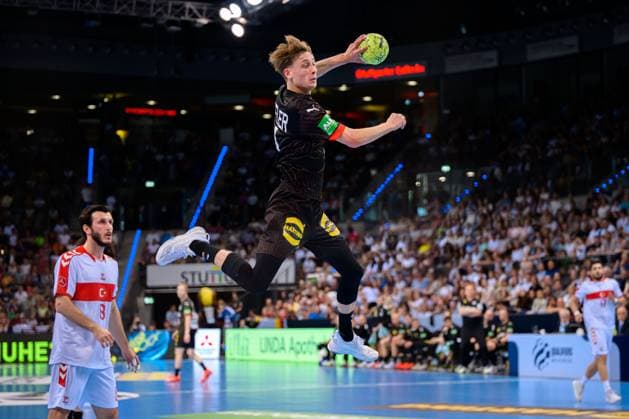 Handball: EM-Qualifikation, Deutschland - Tuerkei, 2. Qualifikationsrunde, Gruppe 7, 6. Spieltag Mathis Häseler Haeseler (Deutschland) Stuttgart Porsche Arena Deutschland *** European Handball Championship Qualification, Germany Turkey, 2 Qualification Round, Group 7, Matchday 6 Mathis Häseler Haeseler Germany Stuttgart Porsche Arena Germany
