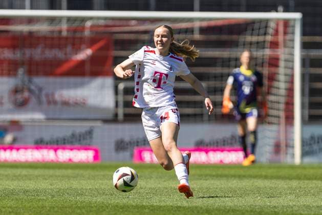 Google Pixel Frauen-Bundesliga: 1. FC Köln - 1. FFC Turbine Potsdam, 11.05.2025 Carlotta Imping (1. FC Köln, 14). Google Pixel Frauen-Bundesliga, 1. FC Köln - 1. FFC Turbine Potsdam, 22. Spieltag, am 11.05.2025, Franz-Kremer-Stadion, Köln DFB regulations prohibit any use of photographs as image sequences and or quasi-video Copyright: xBEAUTIFULxSPORTS Meuselx