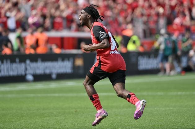 Jubel 1:0 Jeremie Frimpong (Bayer 04 Leverkusen) Fussball, 11.05.2025, 1. Bundesliga, Saison 2024 2025, 33. Spieltag, Bayer 04 Leverkusen - Borussia Dortmund 2:4 Foto: Maik Hölter Team2sportphoto DFL regulations prohibit any use of photographs as image sequences and or quasi-video Leverkusen BayArena Nordrhein Westfalen Deutschland